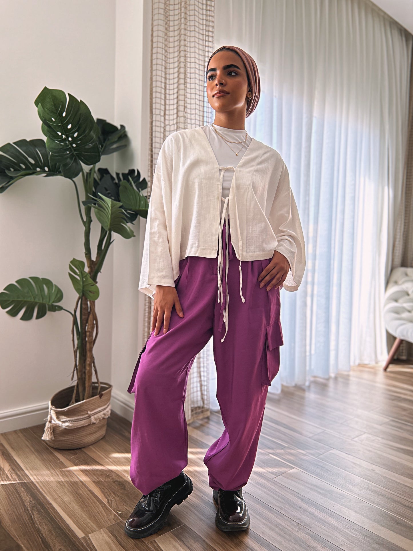 Tied-up Shirt - White