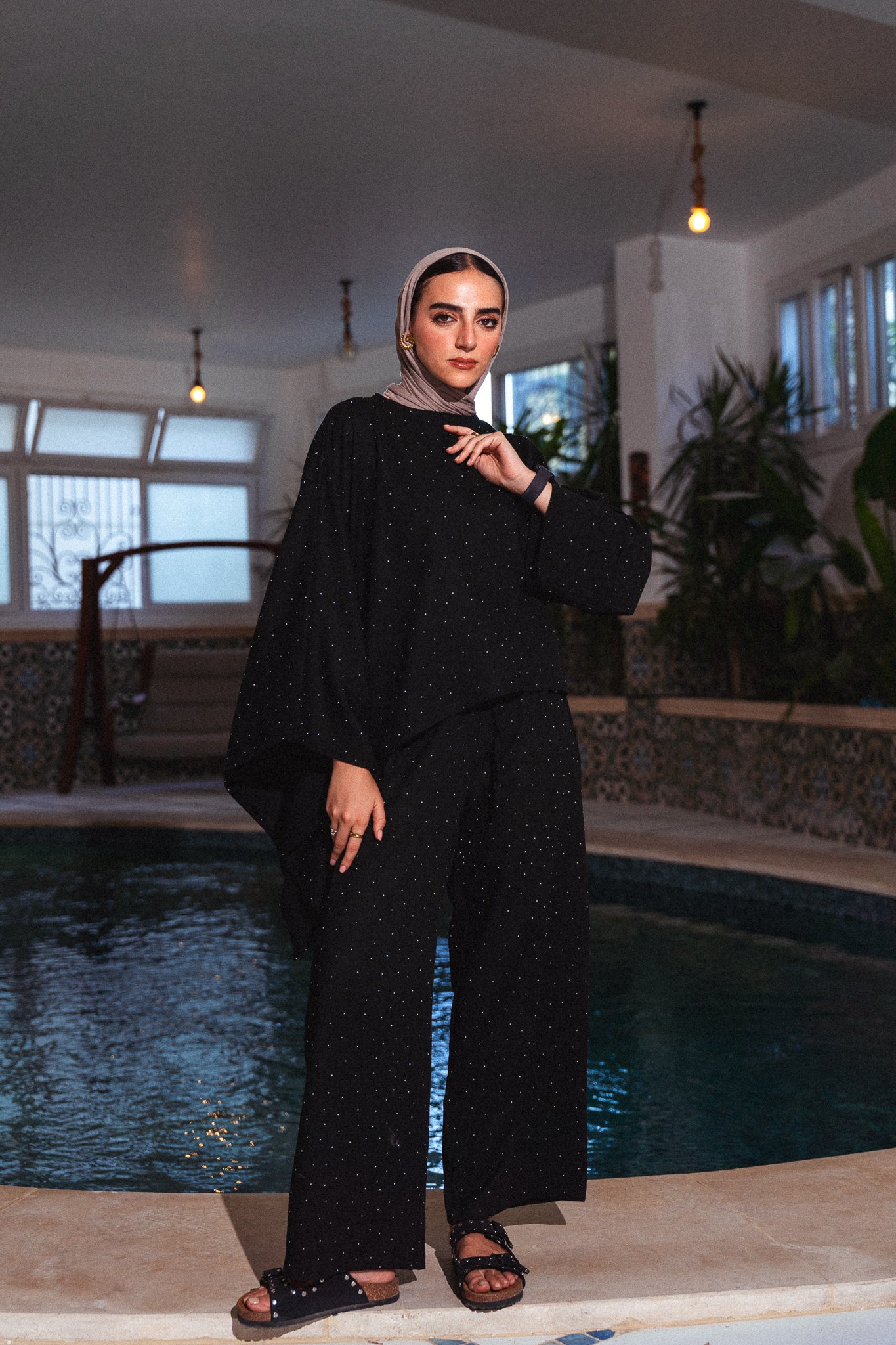 Dazzled Zomorod Set - Black
