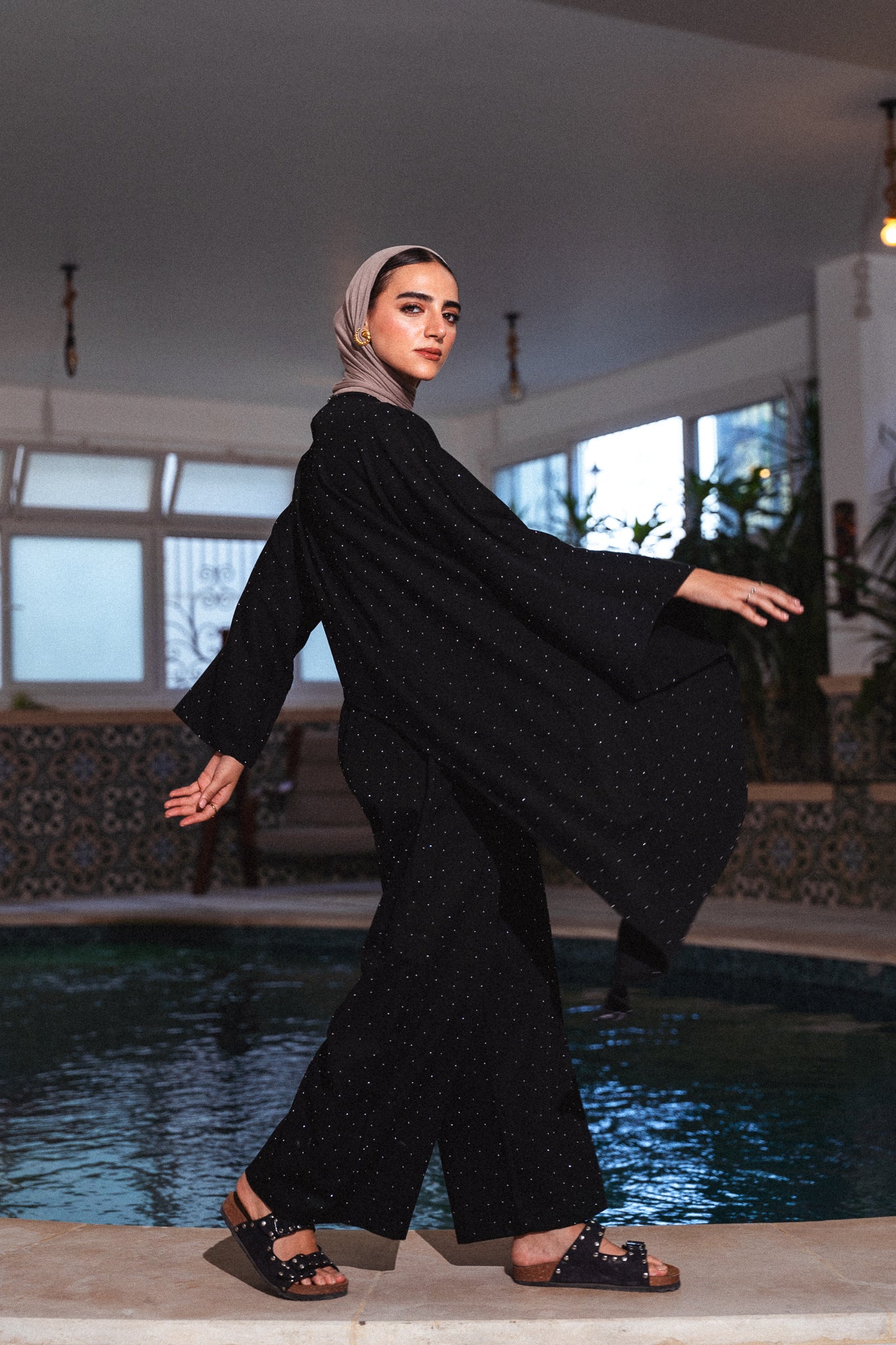 Dazzled Zomorod Set - Black