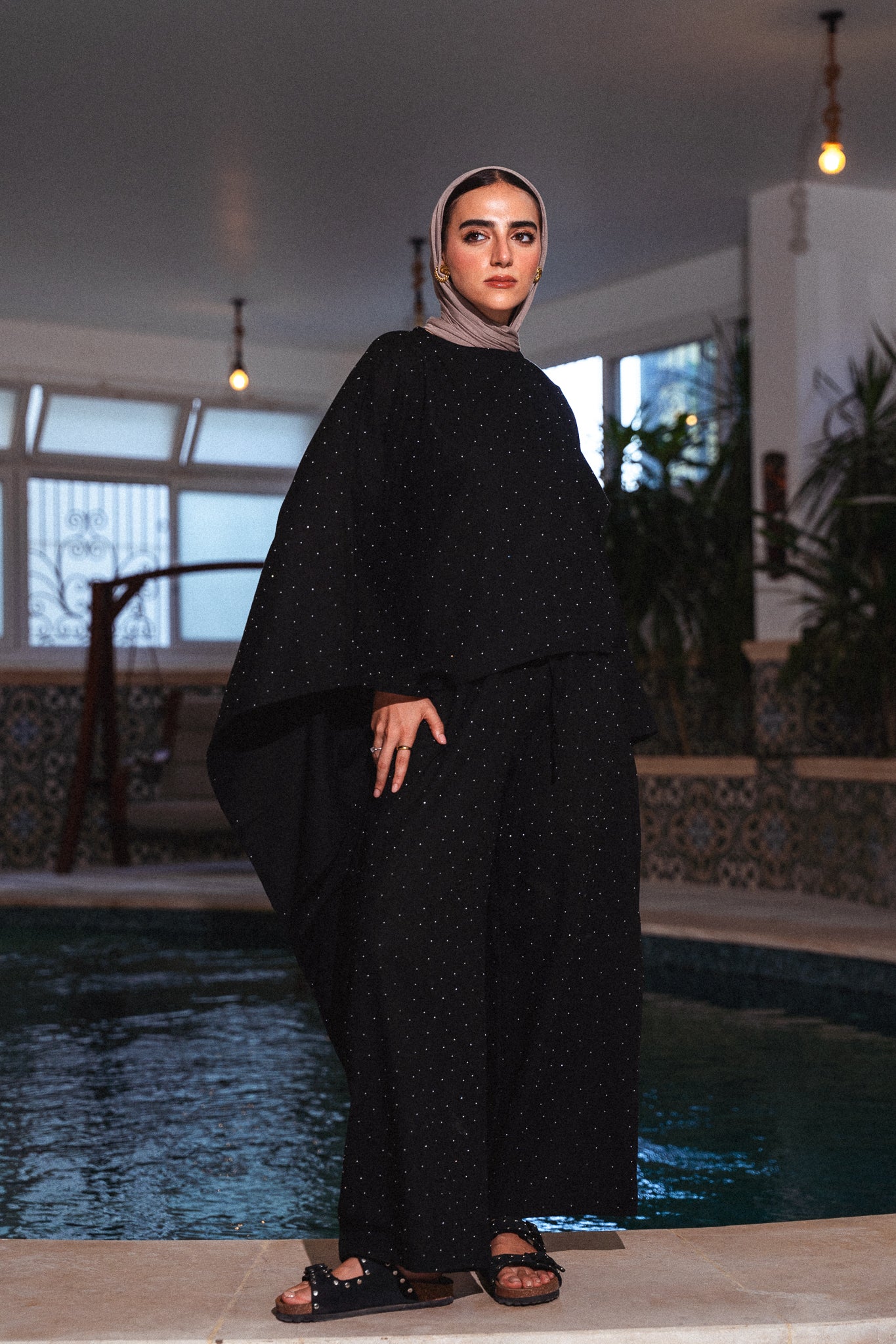 Dazzled Zomorod Set - Black