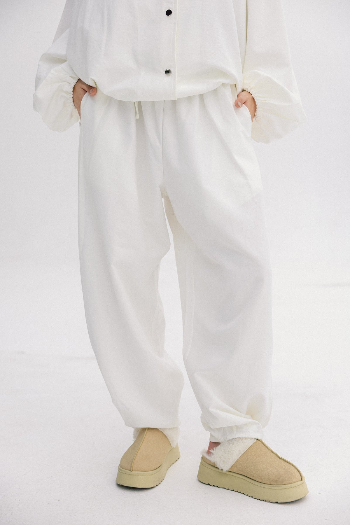 On The Go Set - White