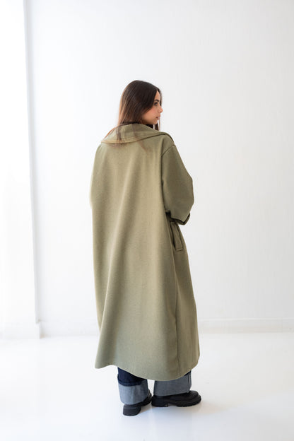 All Eyes Here Coat - Olive