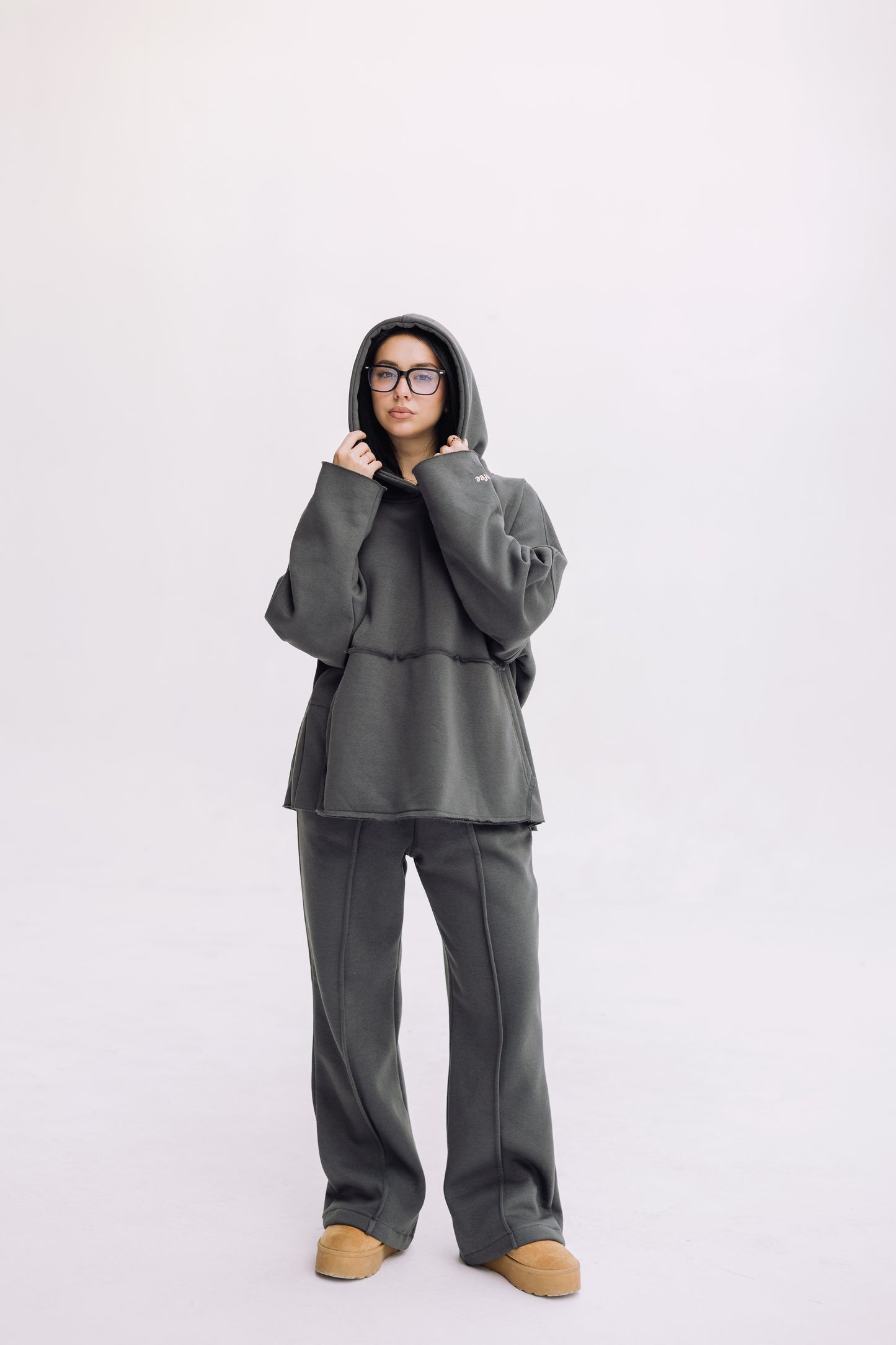 Comfee Set - Charcoal Grey