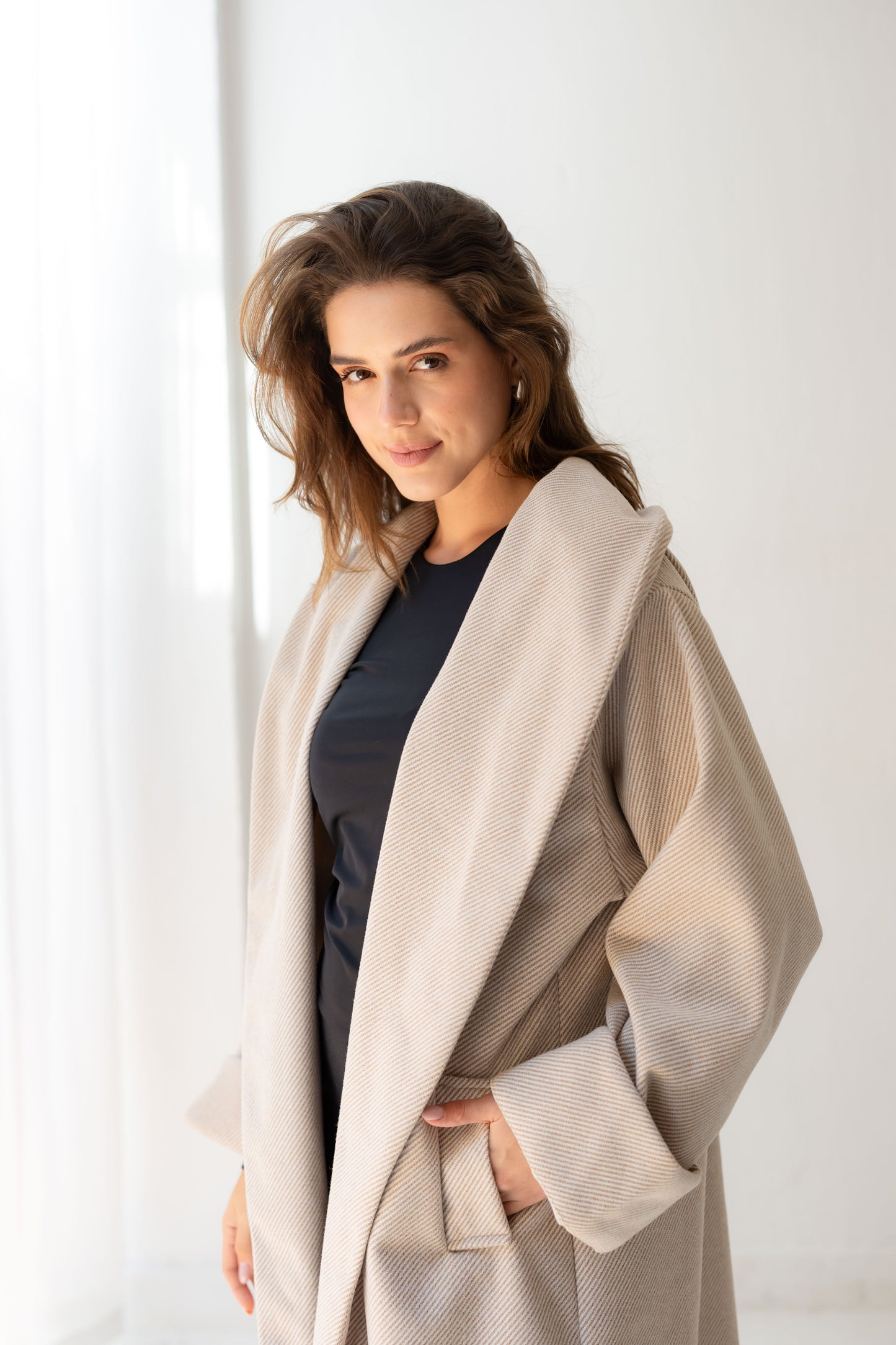 All Eyes Here Coat - Cream