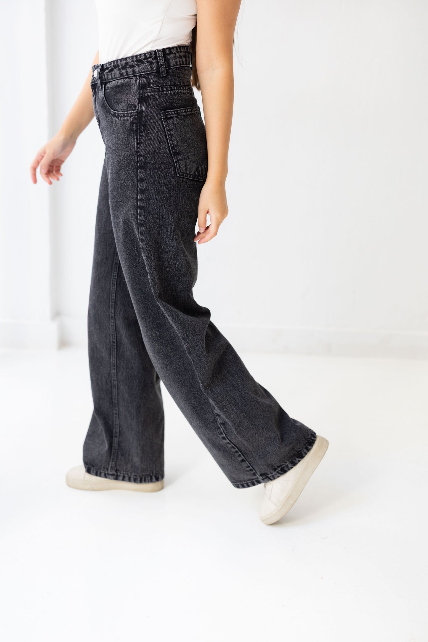 Wide Flow Denim Pants - Ash Black