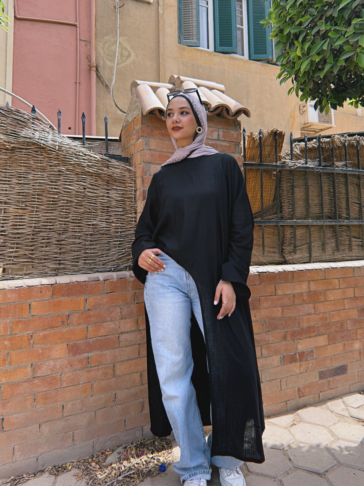 Asilah Top - Black